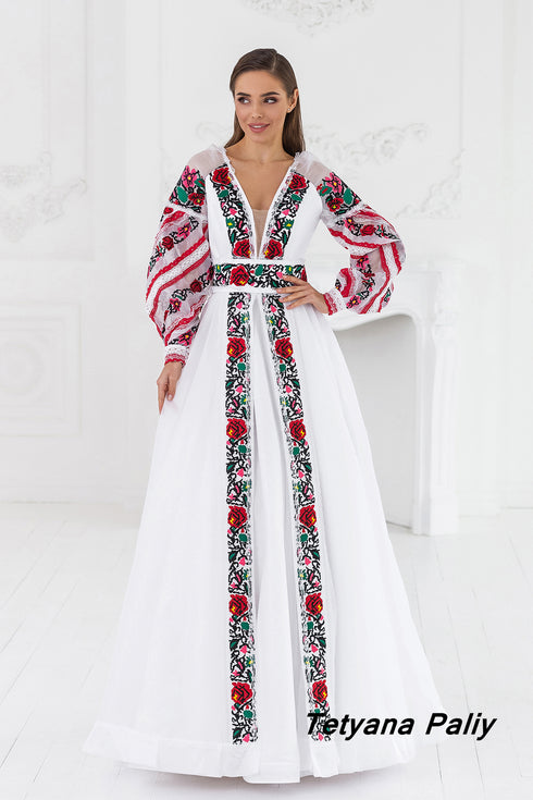 Embroidered dress Maina