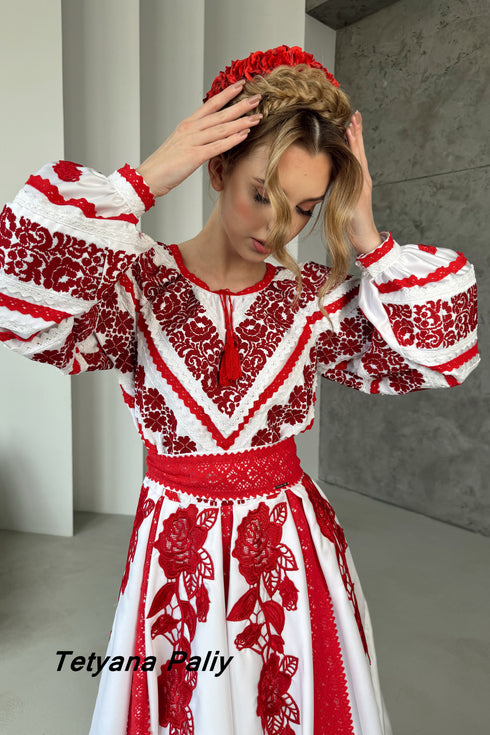 Dress Lyubava is long