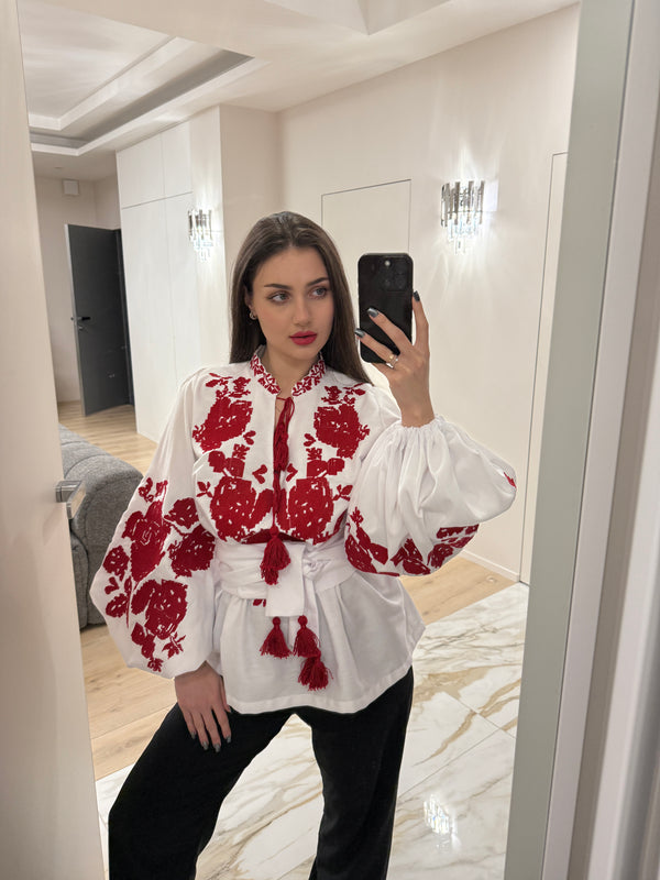 Vyshyvanka Laura red