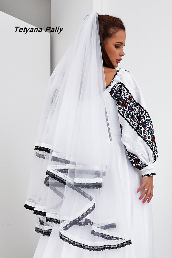 V- 009 Veil ( black and white lace )