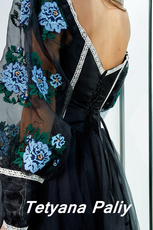 Dress Tsvitana, midi (black)