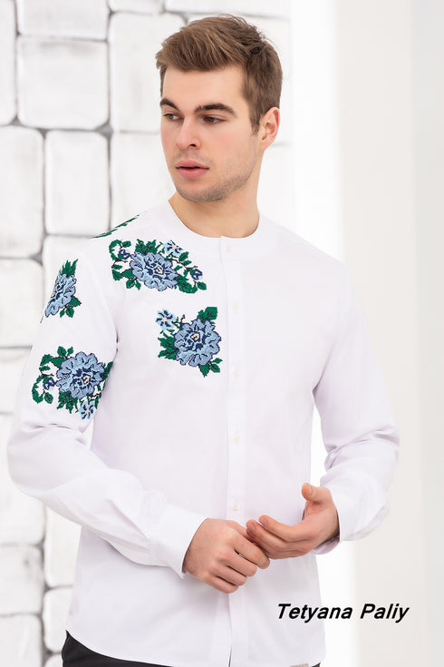 Dress Tsvitana, men's shirt Tsoi