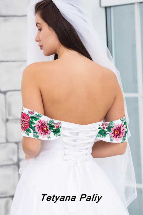 Dress Ruta, shirt Romeo