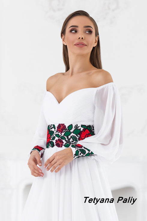 Dress Margarita (red-green embroidery)