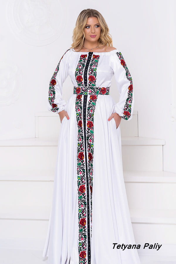 Monica's women's set: blouse, belt, skirt (red-green embroidery)