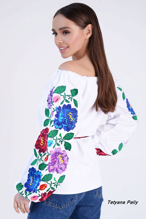 Embroidered shirt Assol