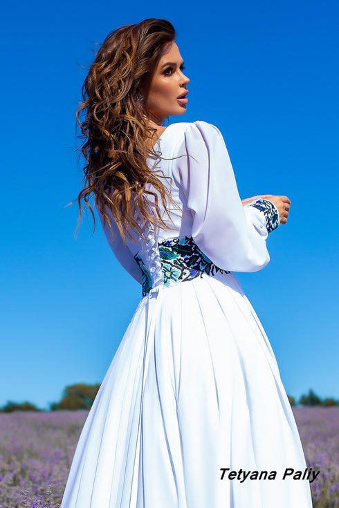 Embroidered dress Lavender