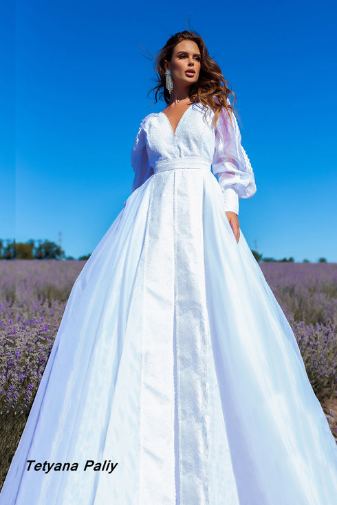 Dress Maya embroidery white on white